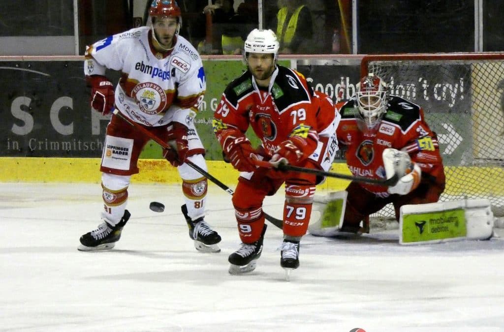 Eispiraten Crimmitschau vs. EV Landshut am 03.10.2021