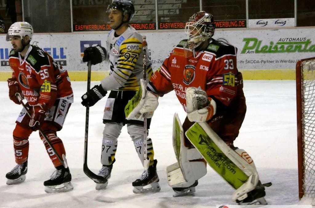 Eispiraten Crimmitschau vs. Bayreuth Tigers am 17.12.2021