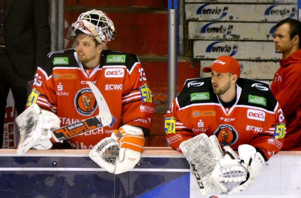 Eispiraten Crimmitschau vs. Wölfe Freiburg am 30.12.2021