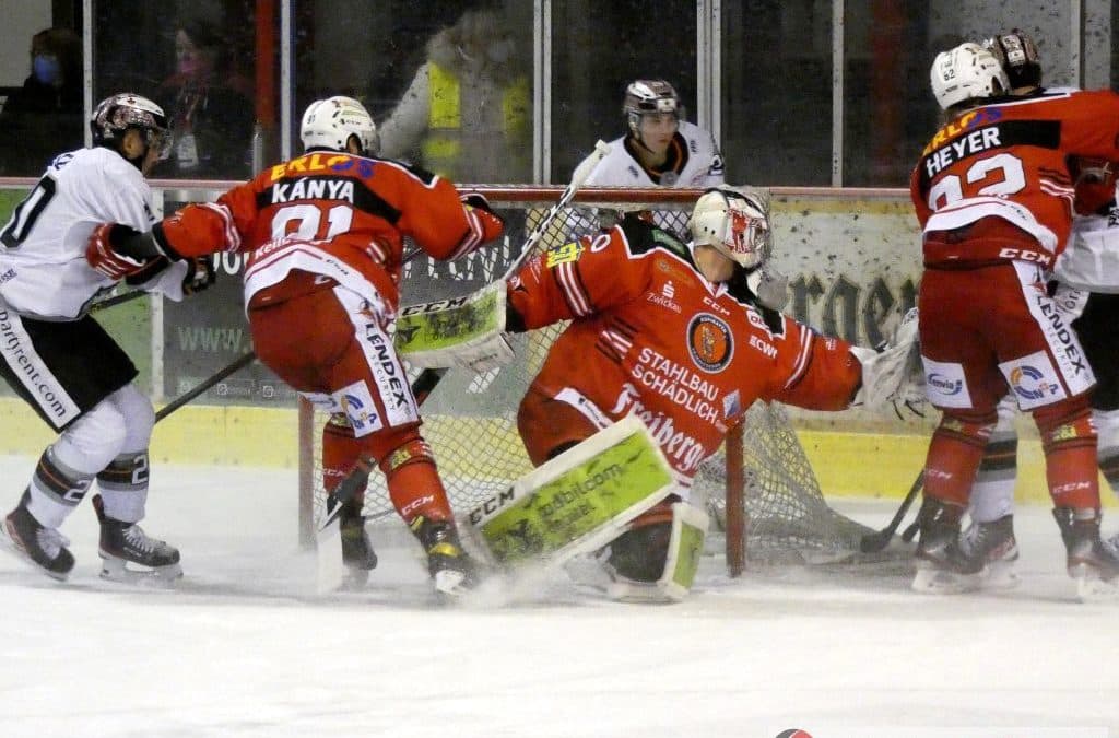 Eispiraten Crimmitschau vs. Löwen Frankfurt am 14.01.2022