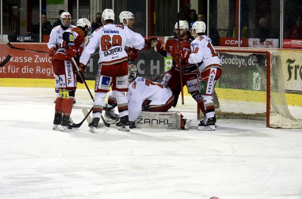 Eispiraten Crimmitschau vs. Eisbären Regensburg am 04.02.24