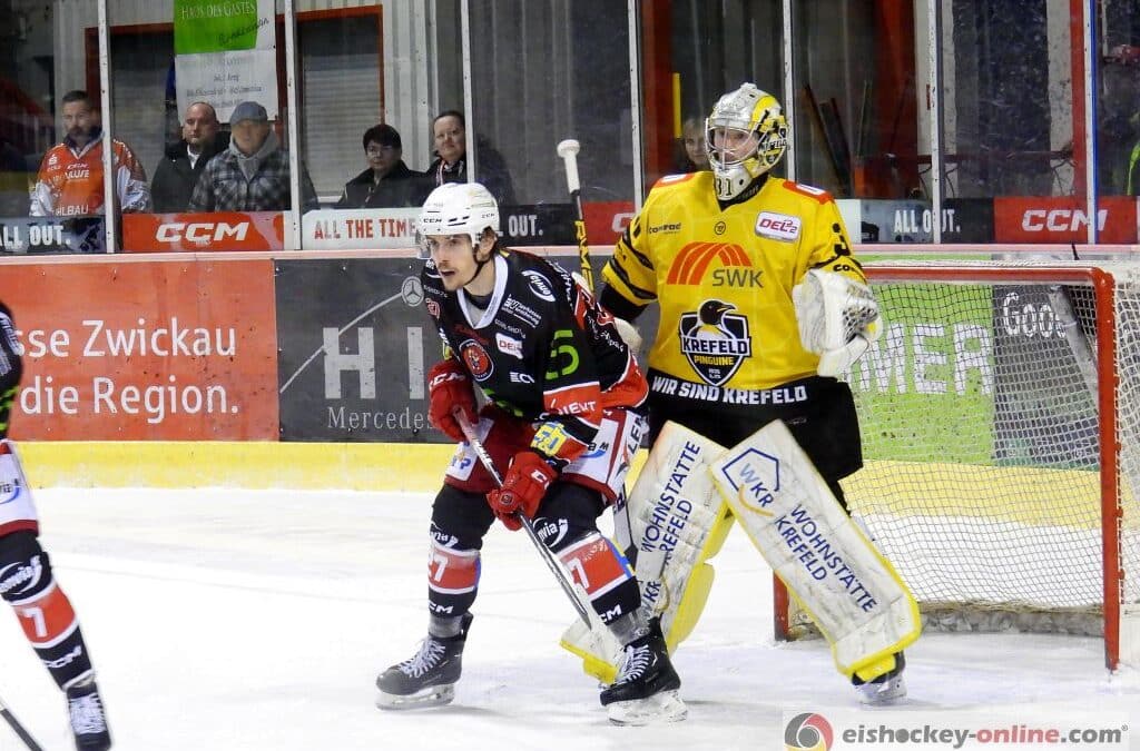 Eispiraten Crimmitschau vs. Krefeld Pinguine am 13.03.24