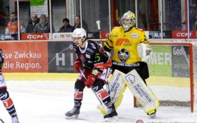 Eispiraten Crimmitschau vs. Krefeld Pinguine am 13.03.24