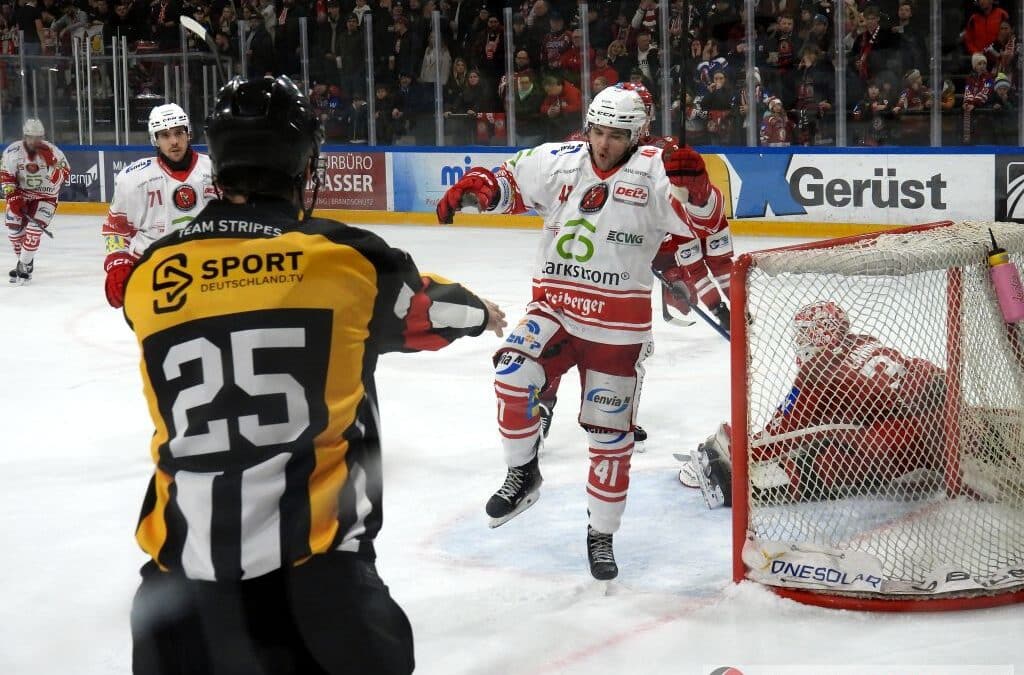 EV Landshut vs. Eispiraten Crimmitschau am 20.12.24