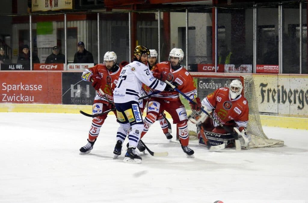 Eispiraten Crimmitschau vs. Dresdner Eislöwen am 05.01.25