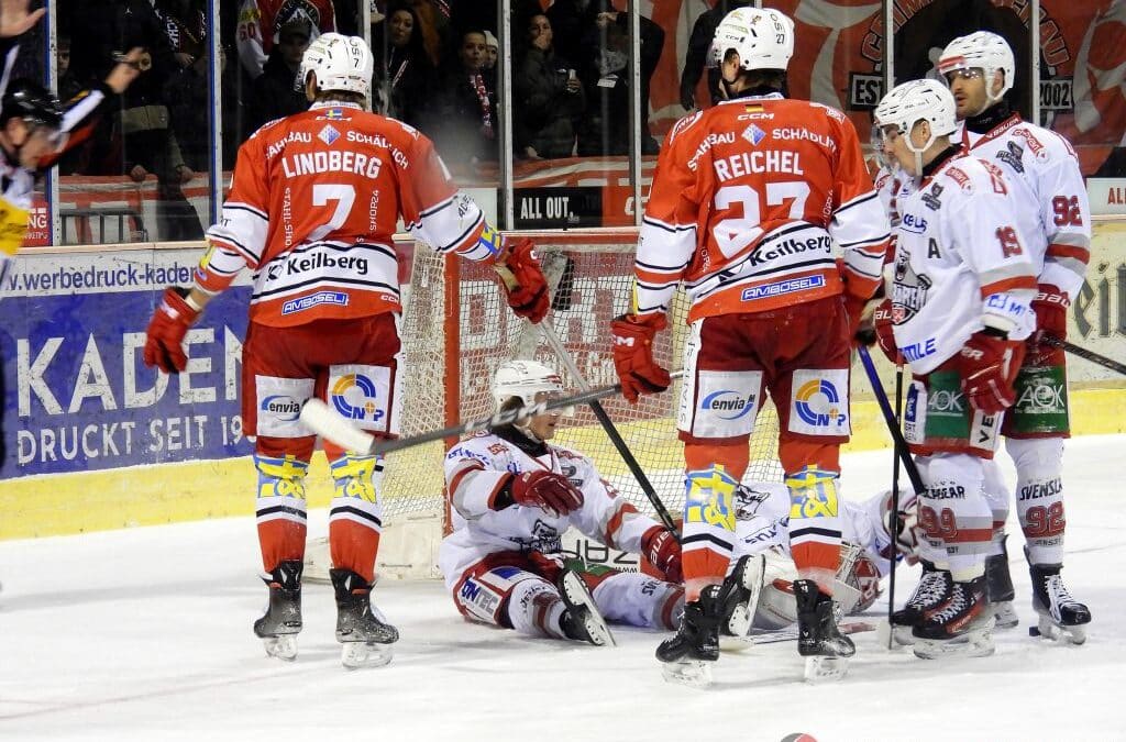 Eispiraten Crimmitschau vs. Eisbären Regensburg am 18.03.25