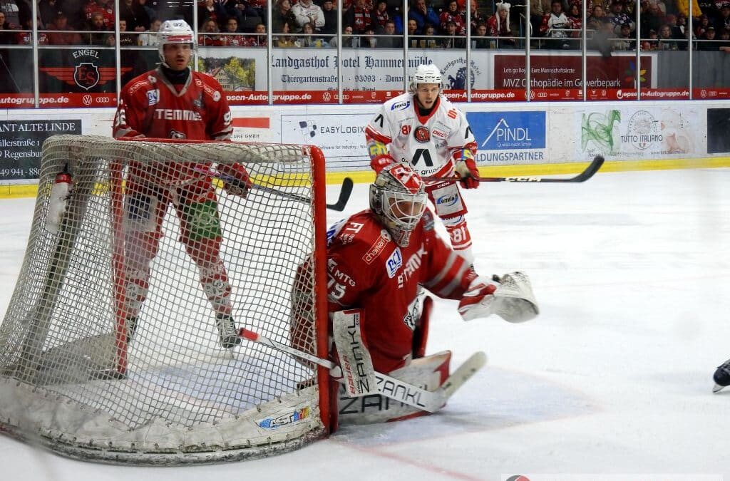 Eisbären Regensburg vs. Eispiraten Crimmitschau am 21.03.25