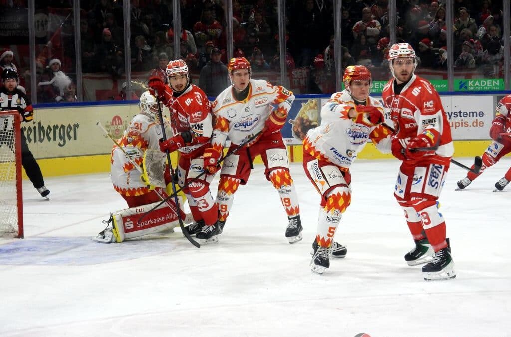 Eispiraten Crimmitschau vs. ESV Kaufbeuren Jokers am 21.12.25