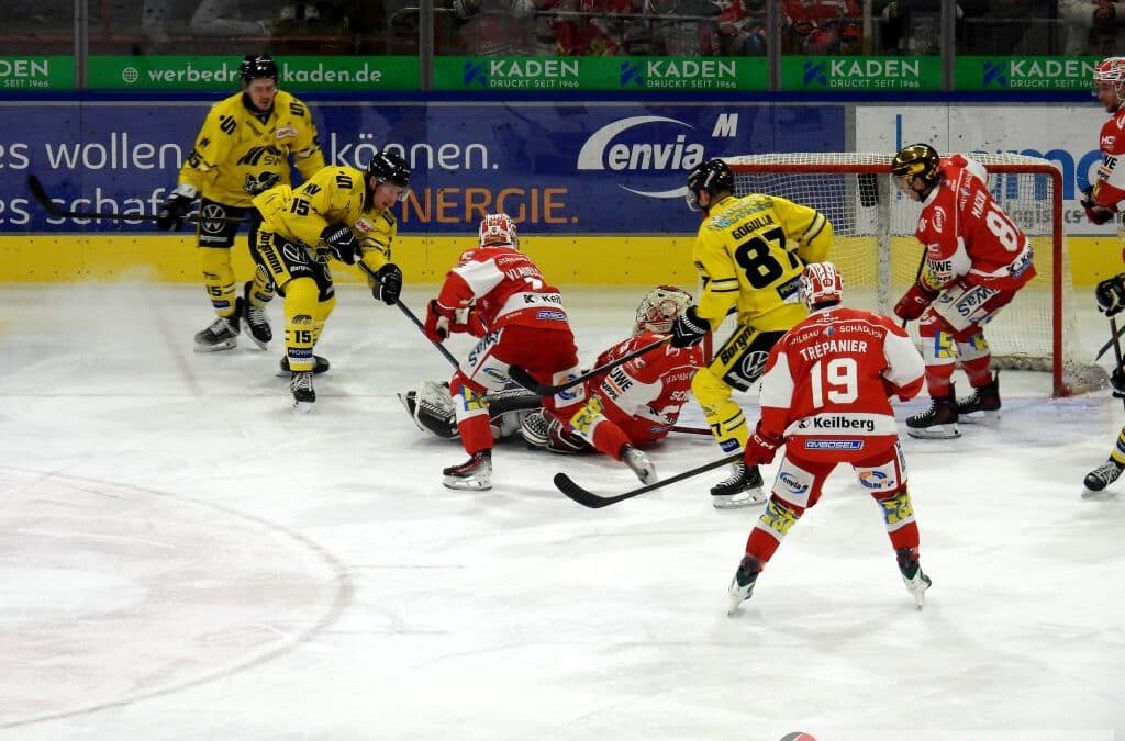 Eispiraten Crimmitschau vs. Krefeld Pinguine am 04.02.26