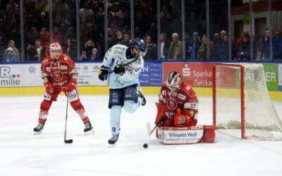 Eispiraten Crimmitschau vs. Dresdner Eislöwen am 25.09.26